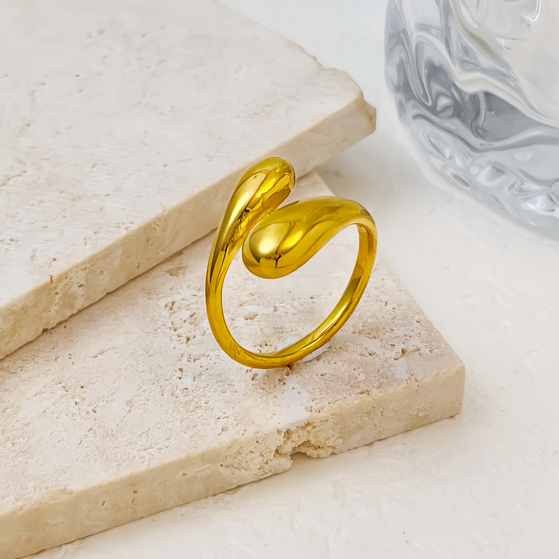 ins niche minimalist exaggerated heart-shaped titanium steel ring High quality gold designer diamond ring rings designer for women engagement men love - view 3