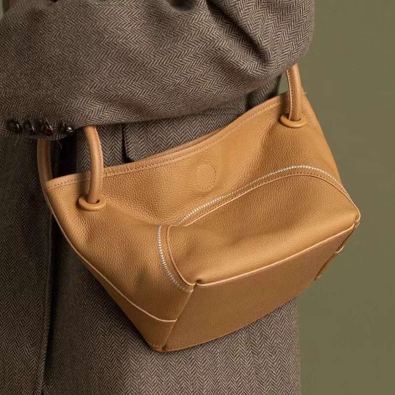 2025 Commuter Cailanzi Tote Fashion Leisure Lazy Style Handheld Single Shoulder Crossbody Bag Designer's bag