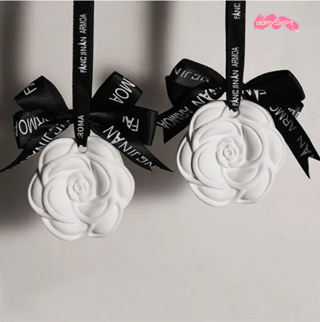 Camellia Incense Car Pendant Solid Purifying Balm ral Scent Long Lasting Wardrobe Deodorizer Aromatic Air FreshenerH11.21 ddmysept
