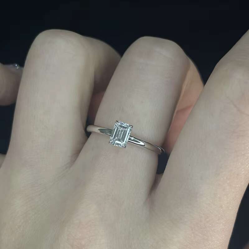 18K White Gold Classic Style Lab Grown Emerald Diamond Ring Wedding/Engagement Sample Unisex Party Jewelry Gift CVD/HPHT Cut