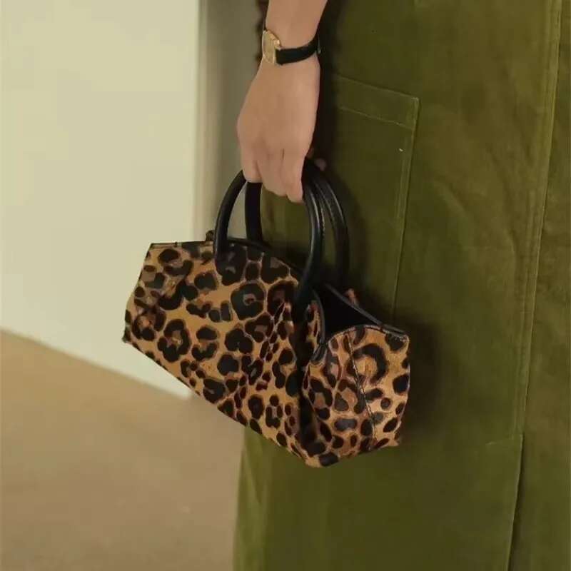 Designer Bag 2025 2024 New Leather Women's Niche Design Bag Fashionable And Versatile Single Shoulder Crossbody High-End Leopard Print Handbag Lu