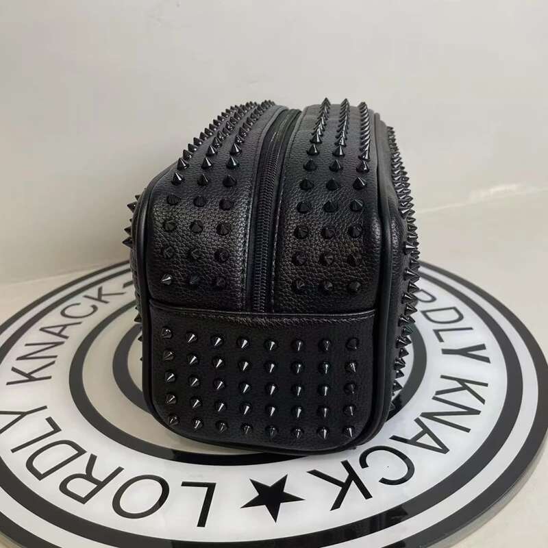 Fashion Casual Men's And Women's Bags Personality Riveted Hold Wash Wallet Mobile Phone Bag