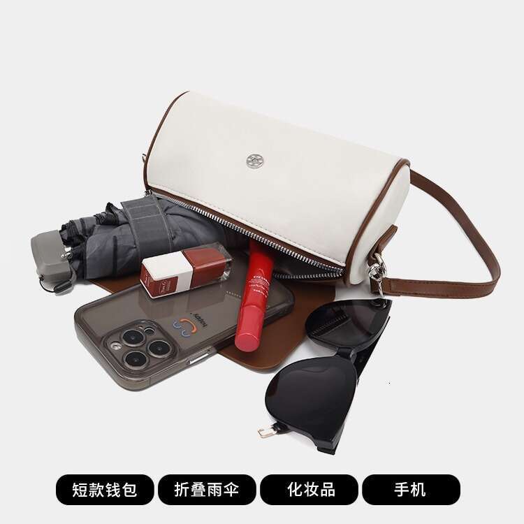 Hong Kong New Crossbody For Women With A High End Feel Niche Cylindrical Soft Leather Autumn And Winter Women S Bag