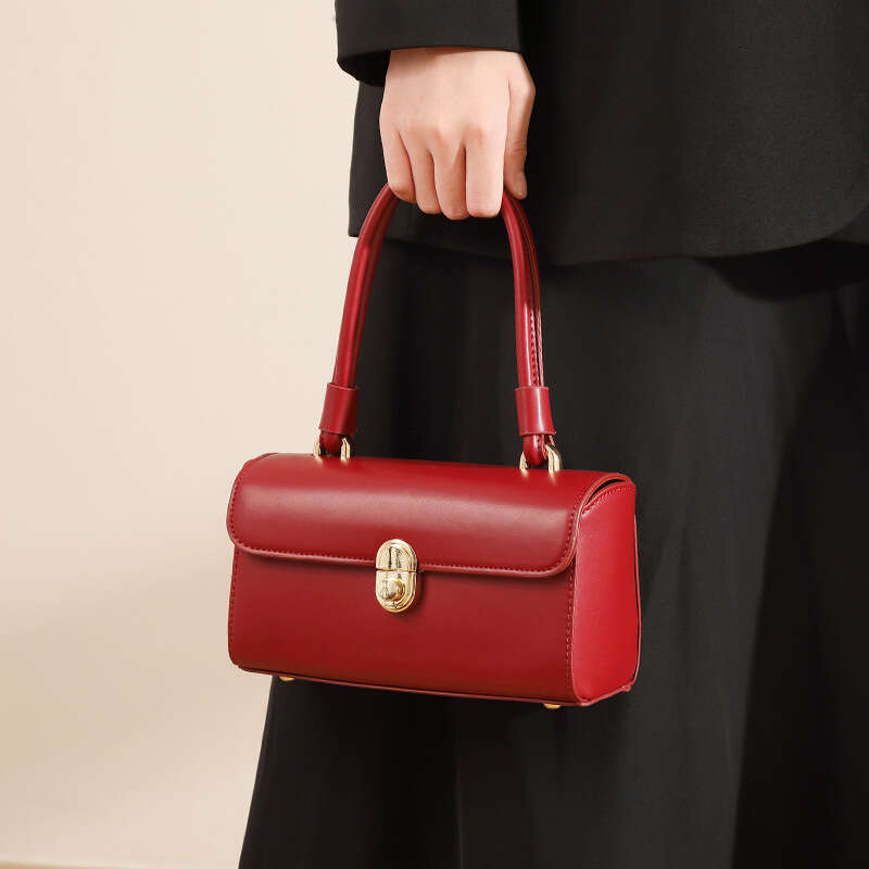 Bridal Wedding Gift Red Handbag Women S New High End Niche Commuting Crossbody Box Bag