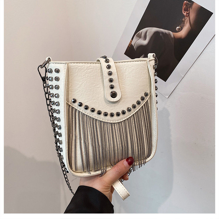 New Minimalist Series Designer Bucket Bag 2025 New Women's Designer Bag Punk Style Su Fashion Single Shoulder Slanted Body Mobile Phone High-end 