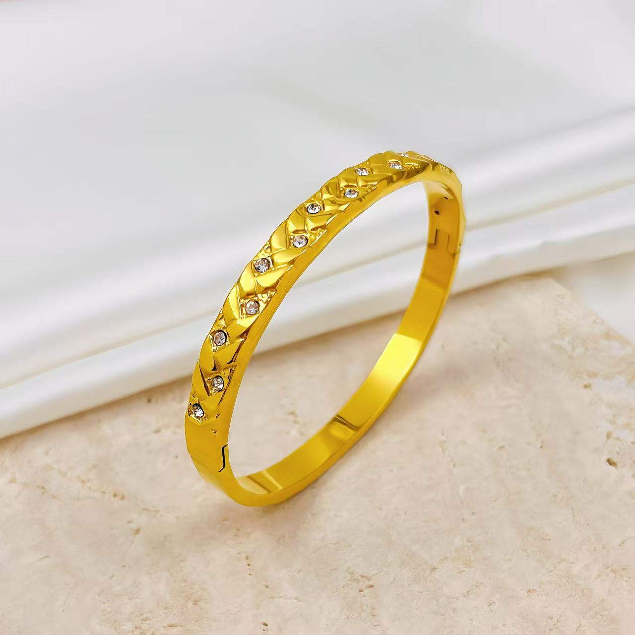 Fashionable versatile and high-end starry sky stainless steel bracelet for women designer bracelet women luxury jewelry gold mens bracelet designer br - view 3