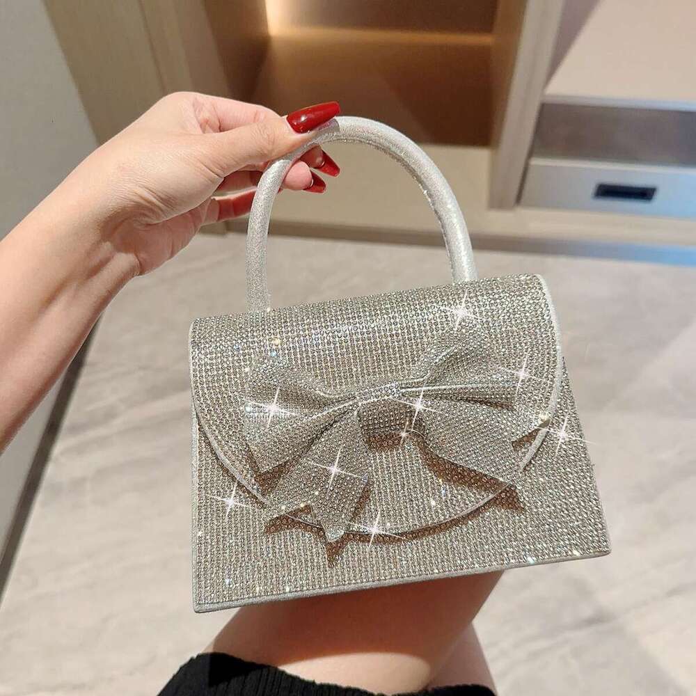 New Shiny Banquet Water Diamond Bow Box Small Square Diagonal Straddle Bag Handbag
