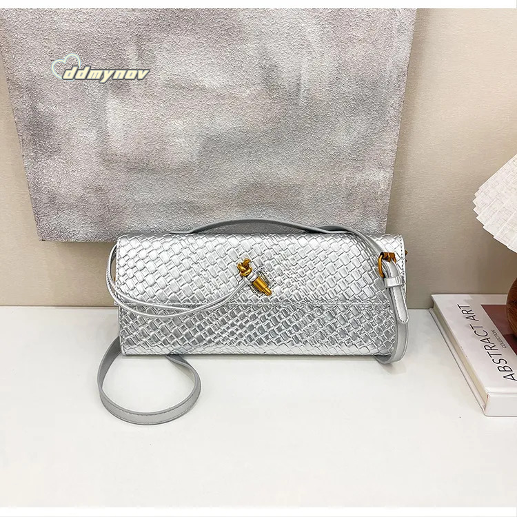 Luxury Brand Designer 2025 New Woven Baguette Fashionable Texture Crossbody French Niche Clutch Underarm Shoulder Bag ddmynov