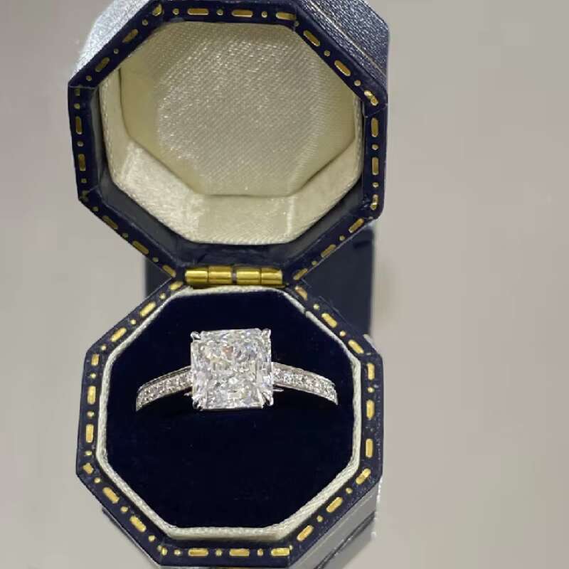 18K White Gold Classic Style Lab Grown Diamond Ring Radiant Diamonds Wedding Engagement Sample for Womens Anniversary Gift