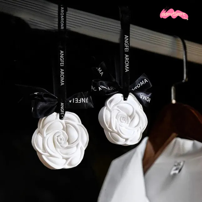 Camellia Incense Car Pendant Solid Purifying Balm ral Scent Long Lasting Wardrobe Deodorizer Aromatic Air FreshenerH11.21 ddmysept