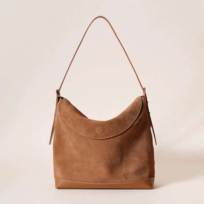 Designer Bag Vintage Leather Crossbody Tote Versatile Single Shoulder Bag, Cowhide Women's Armpit Bag