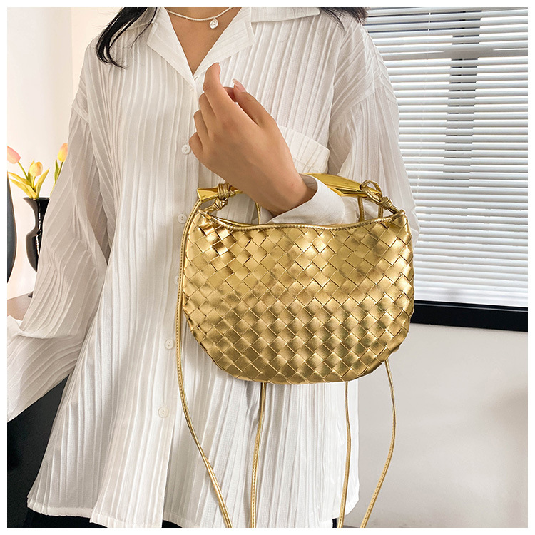 2025 New Designer Package Sardine Cross body silver woven women's Women's handbag Fashion niche dinner Wedding bag High sense