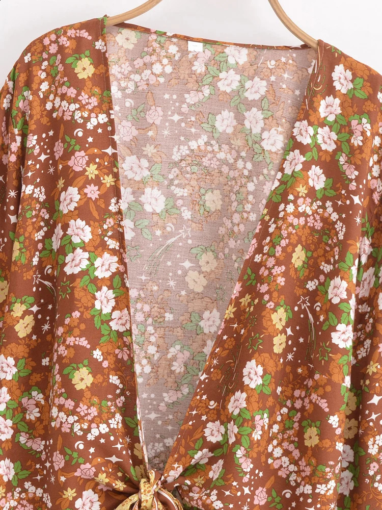 Bohemian Queen Womens Wild Star and Moon Flower Beach Summer Short Kimono Ruffle Dress Holiday Bikini Cover 250415Z