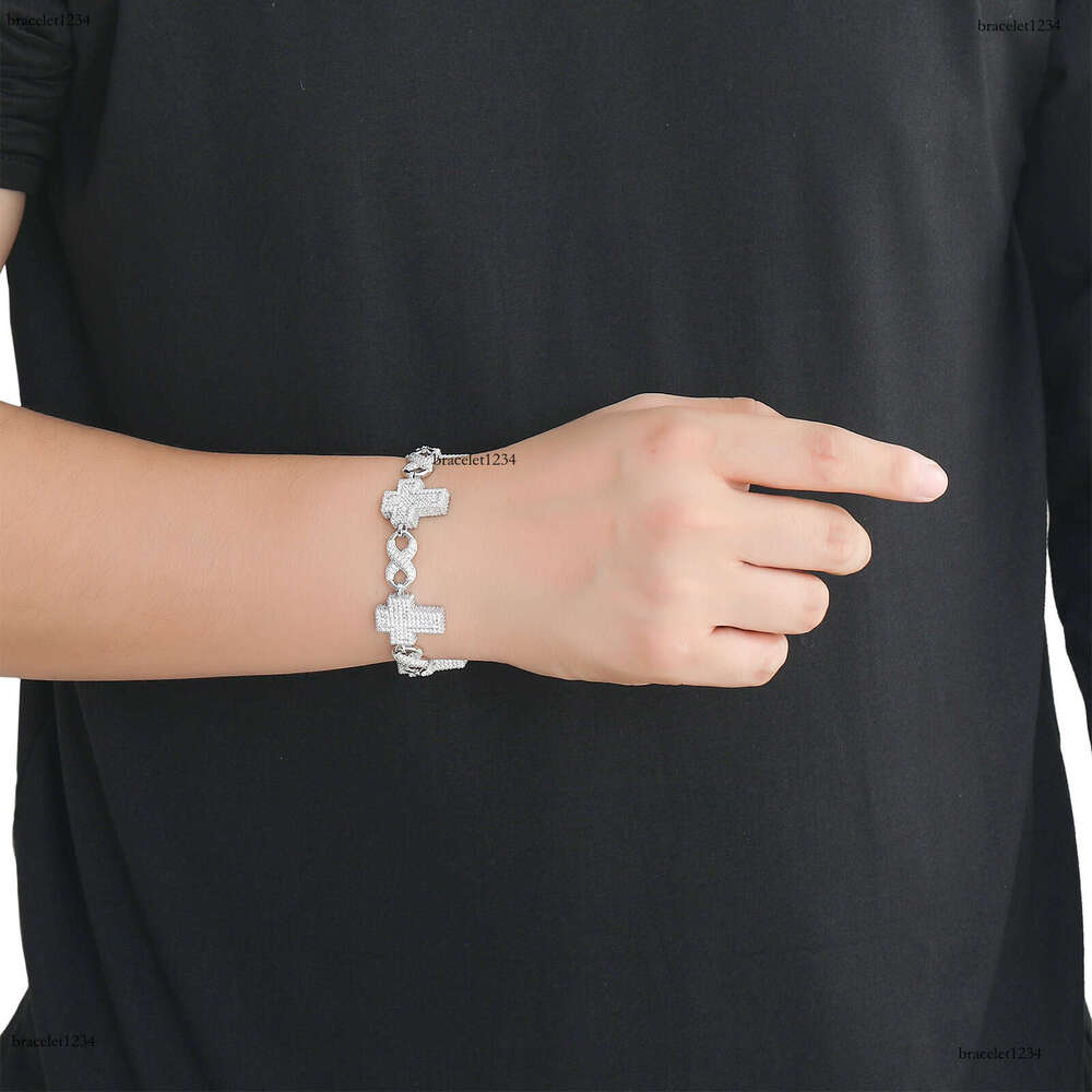 Luxury Hip hop bracelet Cross figure-eight Cuban chain Ice out VVS Moissanite men's and women's bracelets Free delivery