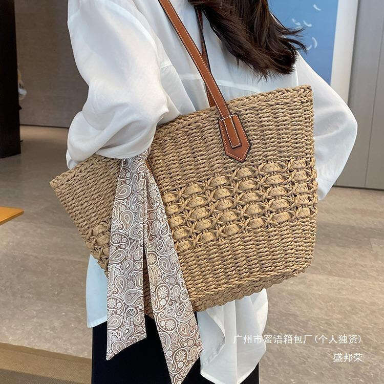 Ins Style Resort Beach Bag Trendy Grass Women S Woven New Vacation Beach Shoulder Tote Bag Versatile Summer KQ