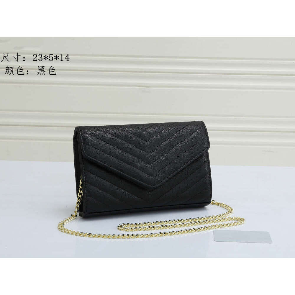 Classic European and American Fashion Single Shoulder Handbag Women's Chain Bag