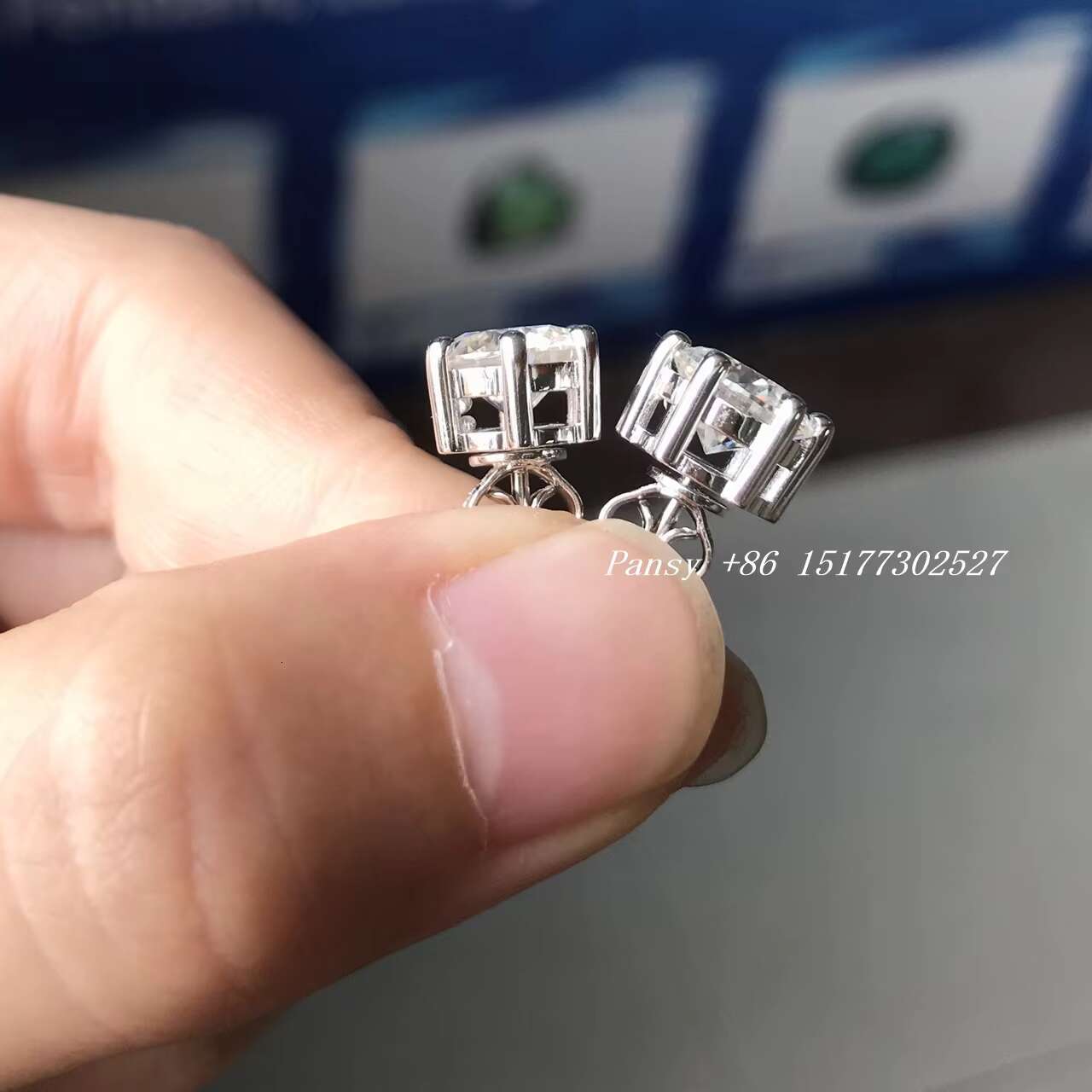 Wuzhou Moissanite Diamond 2CT 8mm Round Shape D Color VVS Clarify Stone Six Claw 925 Sterling Silver Earrings