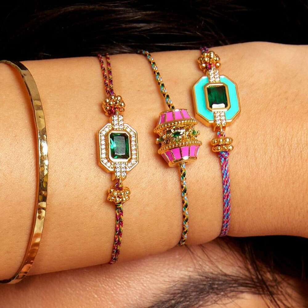 Designer necklace for women Retro niche European and American new Tarot card four leaf clover Bohemian style inlaid zircon bracelet constellation fort