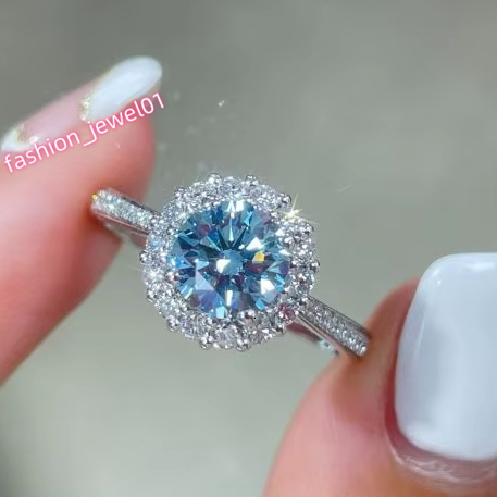 White Diamond Ring Lab-grown Diamond Round Brilliant Cut IGI SHring Engagement RingPave SettingVVS2