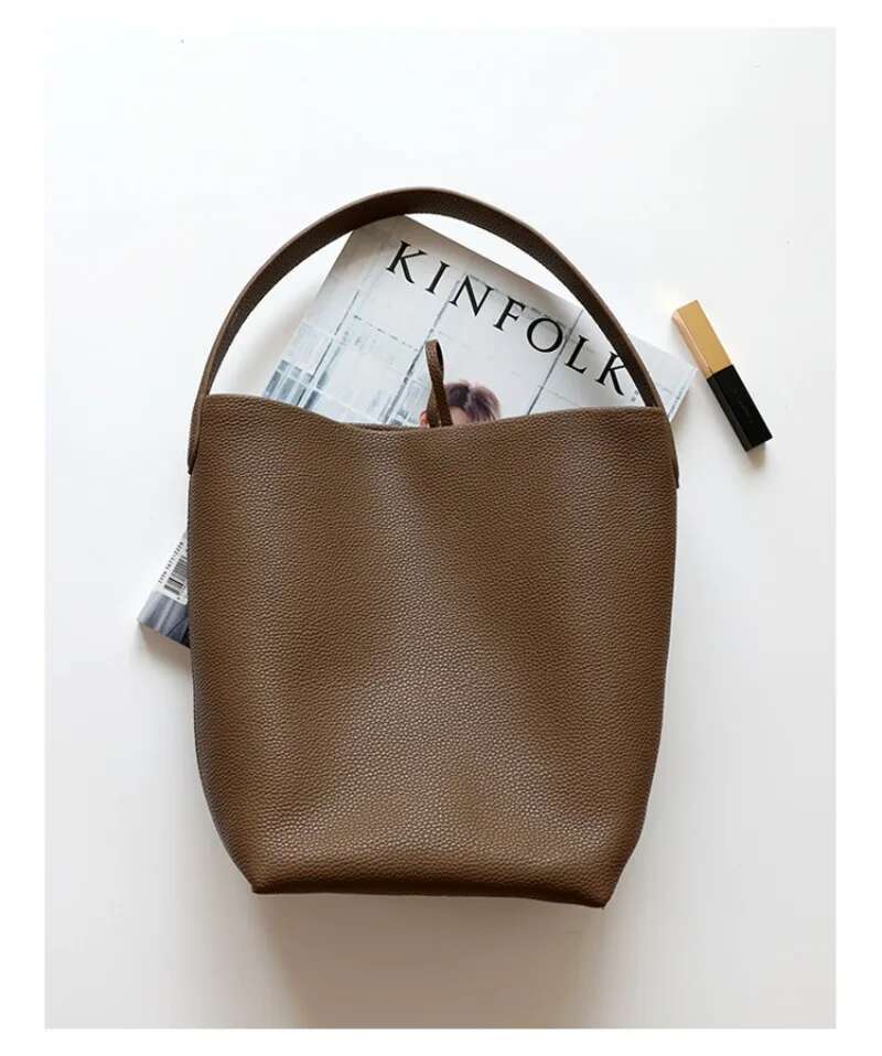 Designer Bag 2025 Hot Sale Brand Women Fashion Lady Casual Leather Shoulder Bag Soft Underarm Pack Female Tote Bucket Handbag For Girls Luxury Bag