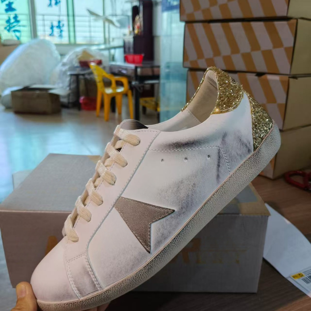 Christmas Gift Luxury Shoes Retro Dirty Shoes Women's Light Luxury Couple Shoes Shining Fashion Casual Shoes Trendy New Designer Shoes