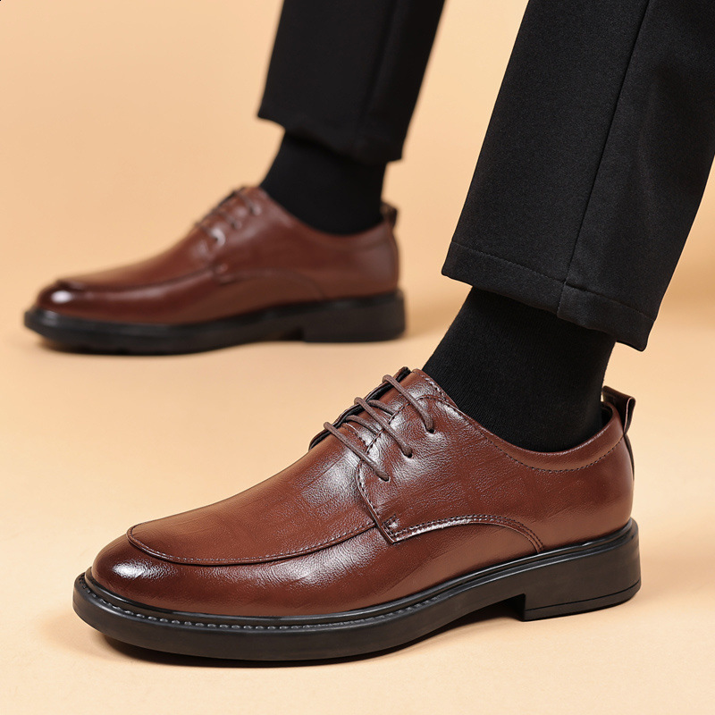 Leather shoes mens business formal office round toe flat heel wide foot mens leather shoes casual new style lace up versatile mens leather shoes 24061