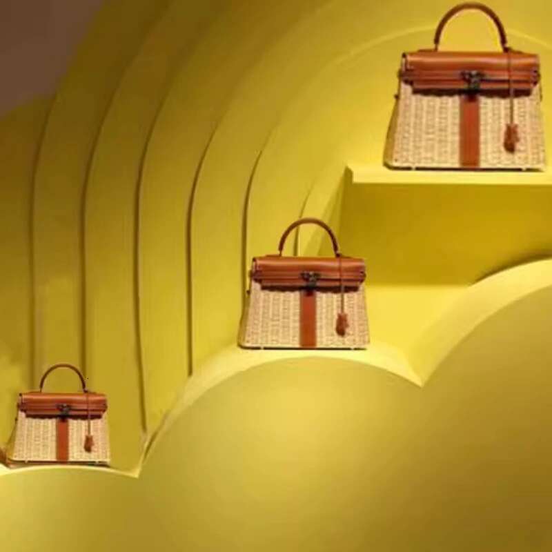 European And American Fashion Women's Hand PU Handmade Rattan Weaving Summer Beach For Women Messenger Storage Bags