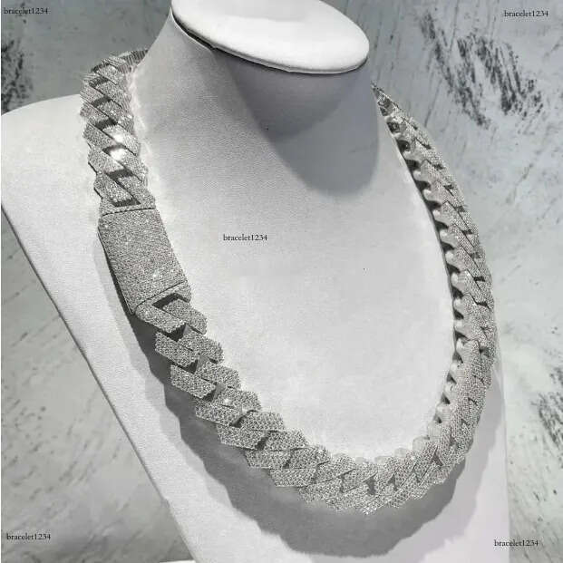 Hip Hop Rapper Mossanite Necklace Jewelry Vvs Sterg Sier 20mm Black Dia Moissanite Cuban k Chain