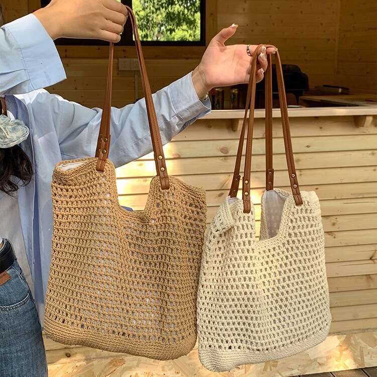 Ins Style Resort Beach Bag Literary And Artistic Vacation Style Hollowed Out Grass Women Summer Seaside Travel Lazy Woven For Commuting Large Capacity
