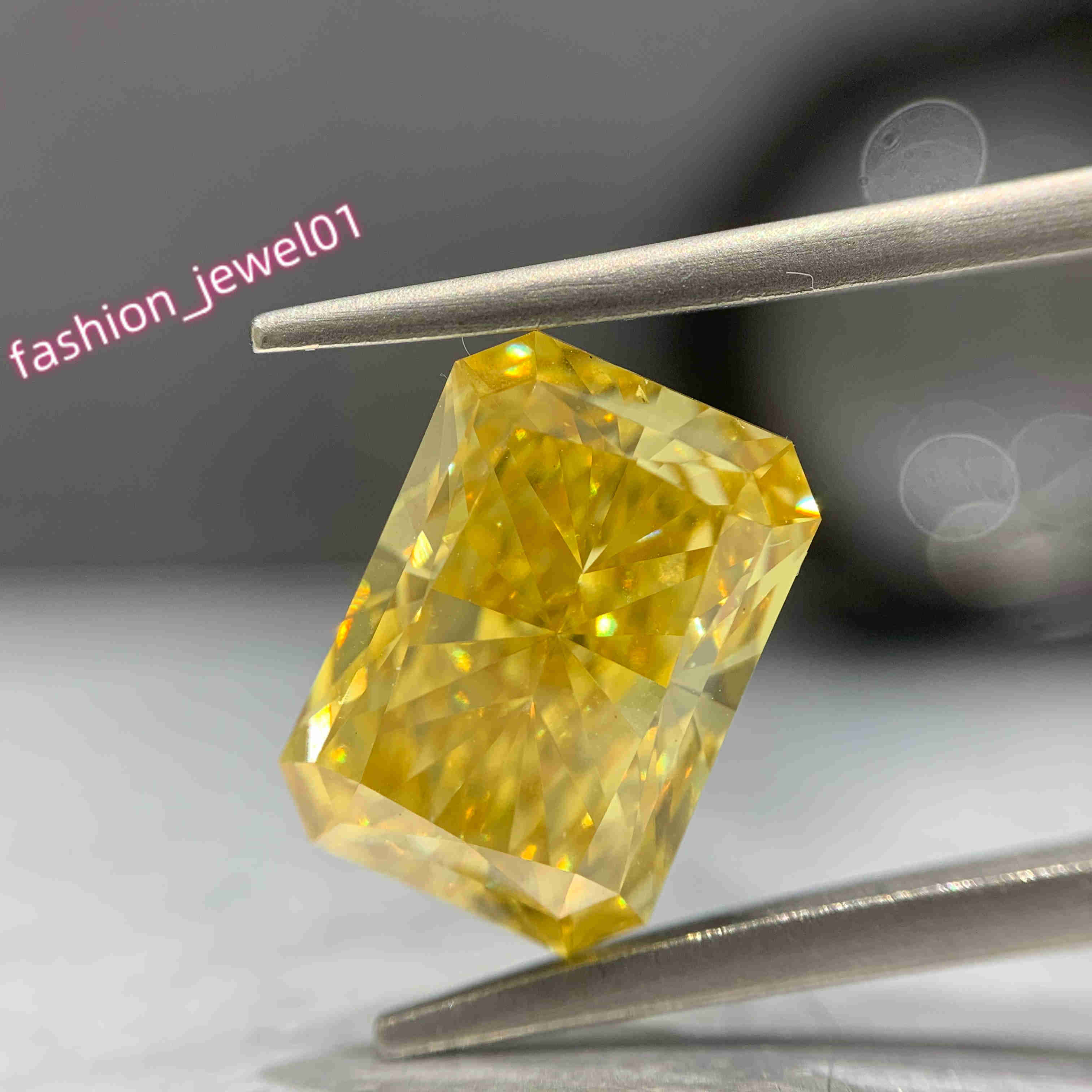 Wholesale 2ct Fancy Yellow Radiant Cut Lab Grown CVD Diamond IGI GIA Certified Hot Style Loose Diamonds for Wedding Engagement