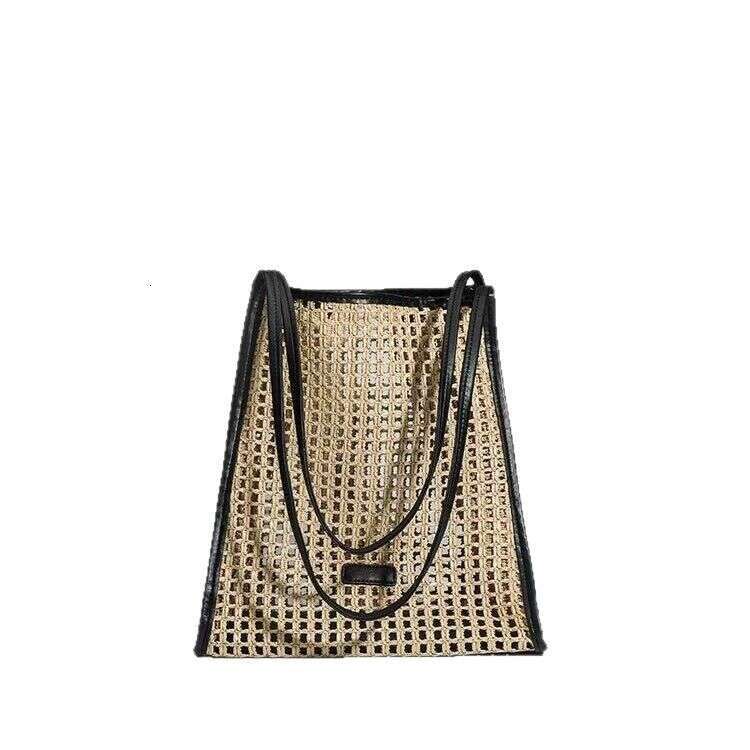 Ins Style Resort Beach Bag New Fashionable Simple Handbag Single Shoulder Underarm Hollow Grass Woven Seaside Vacation Bag Large Capacity KQ