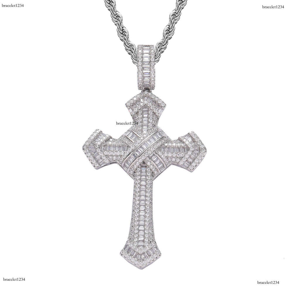 Luxury designer Chic Men Women's Hip Hop Necklace with real gold plated sterling silver and micro-inset ice out vvs Moissanite cross pendant for 