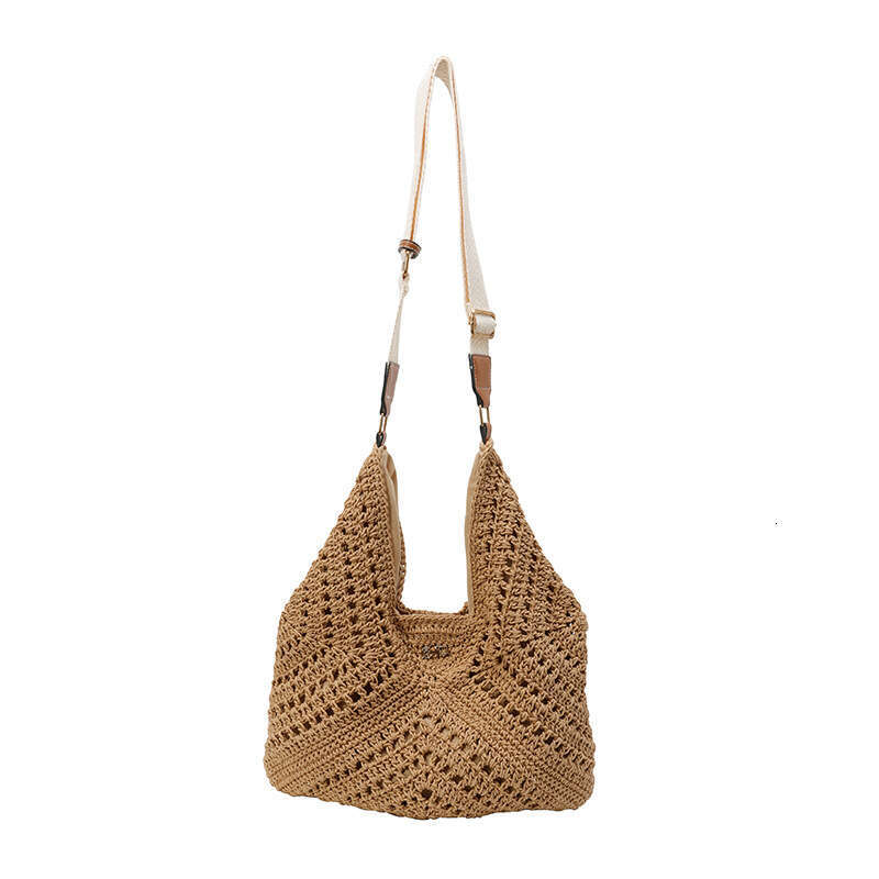 Ins Style Resort Beach Bag Large Capacity New Woven For Women Fashionable Seaside Single Shoulder Vacation Beach Bag Tassel Commuting Armpit Tote Bag 