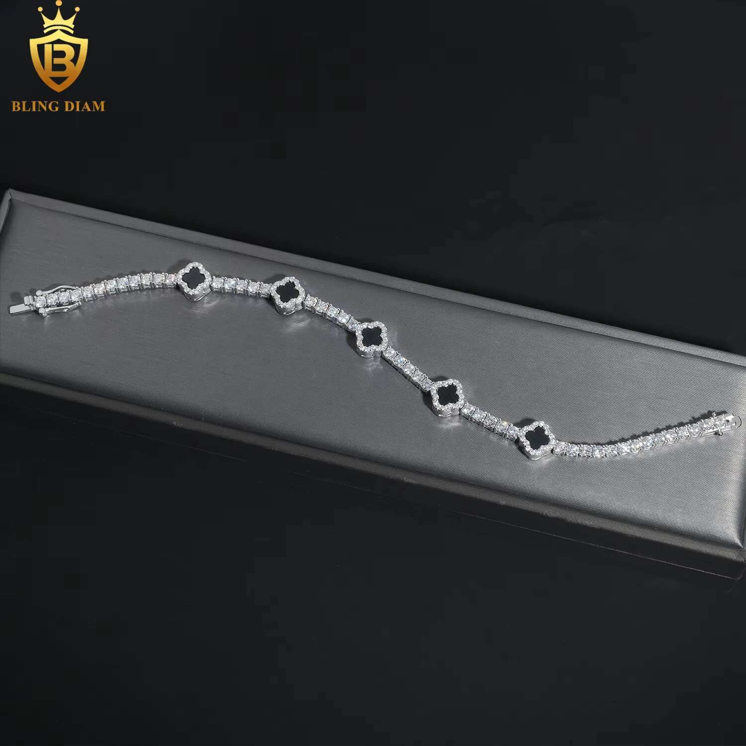3mm New Design 925 Sterling Silver Vvs Black Moissanite Clover Tennis Chain Bracelets Gra Certificate