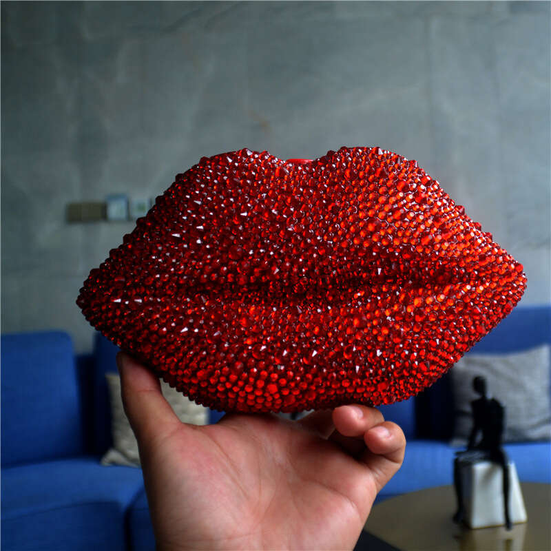 Luxury Diamond Studded Nightclub Hand-Held Party Rhinestone Acrylic Lip Chain Dinner Bag For Women