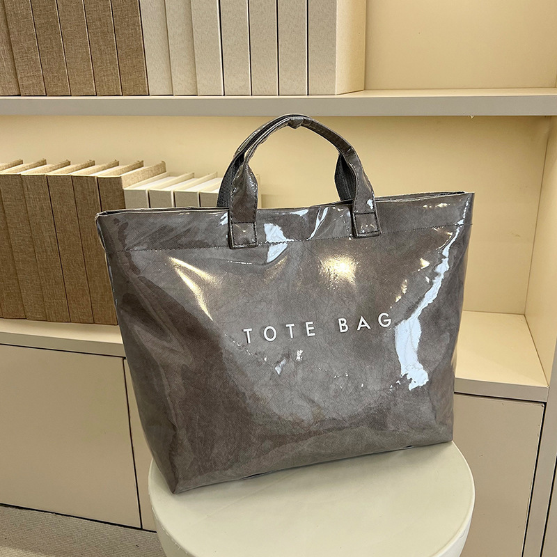Luxury Brand Designer Bag 2025 New Designer Bag Large Capacity Kraft Paper Jelly PVC Transparent Waterproof For Work Commuting, One Shoulder Crossbody