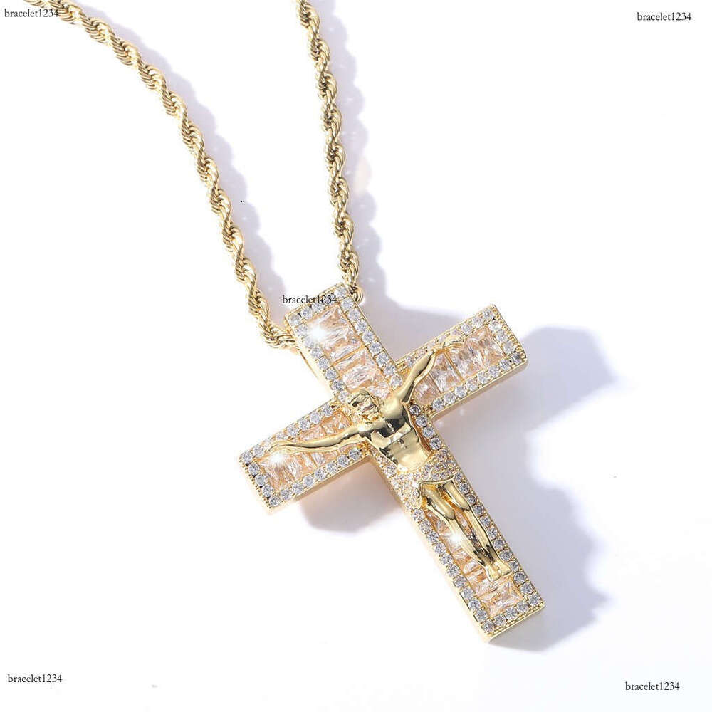 Luxury necklace cross copper micro-inlaid ice out VVS Moissanite hip Hop pendant for men and women Free delivery