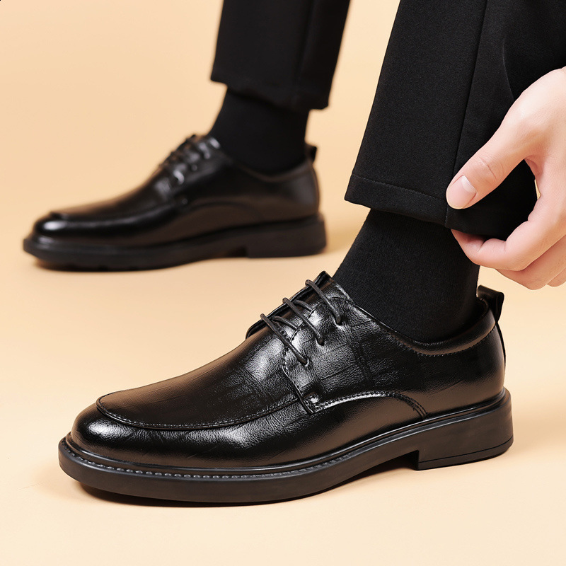 Leather shoes mens business formal office round toe flat heel wide foot mens leather shoes casual new style lace up versatile mens leather shoes 24061
