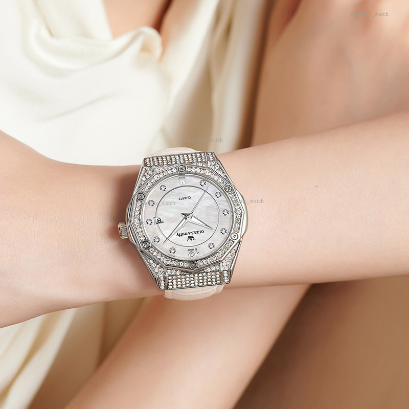 OLEVS Brand Designer Women's Casual Luxury Barrel New Fashion Watches And Diamond And Calendar Quartz Women's Watches With Free Delivery And