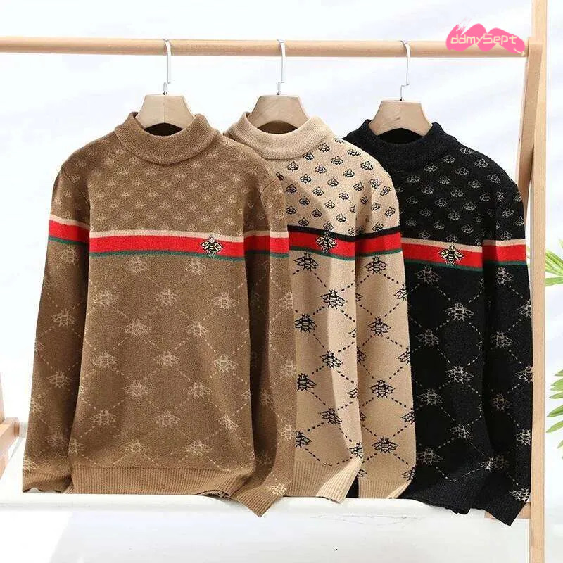 2024 New Fall Winter Korean Slim Bee Embroidery Pullovers High End Cashmere Sweater Men Soft Warm Mens Christmas Jumper ddmysept