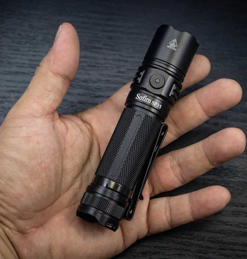 Sofirn SP35 2200lm SST40 LED flashlight 2A USB C charging 21700 flashlight power EDC tactical light hunting light Z250422
