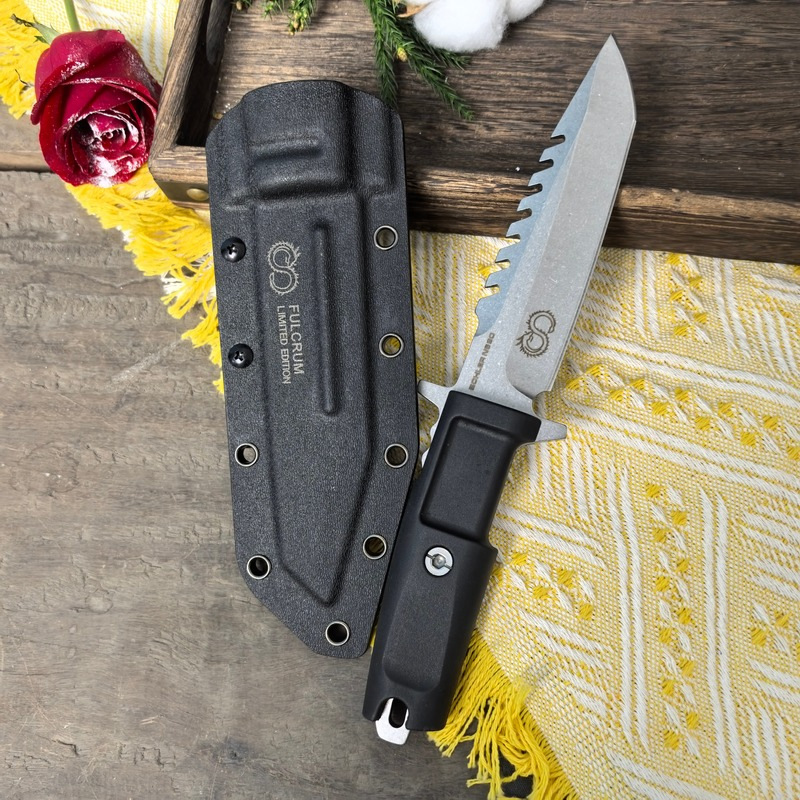 The new extreme force whaling fork short tactical outdoor straight knife K sheath version of the wilderness survival portable self-defense