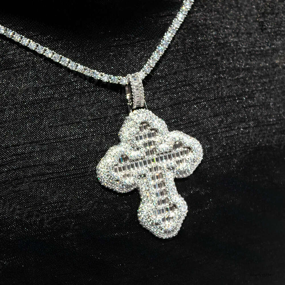 Christmas Gift Hiphop Iced Out Baguette & Round VVS Moissanite Cross Pendant And Chain Necklace For Men Jewelry