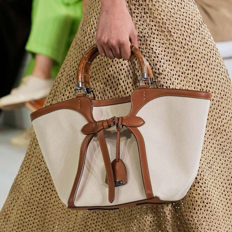 Ins Style Resort Beach Bag Spring Summer New Canvas Straw Bamboo Handle Vegetable Basket Women S Butterfly Knot Handbag Beach Vacation KQ