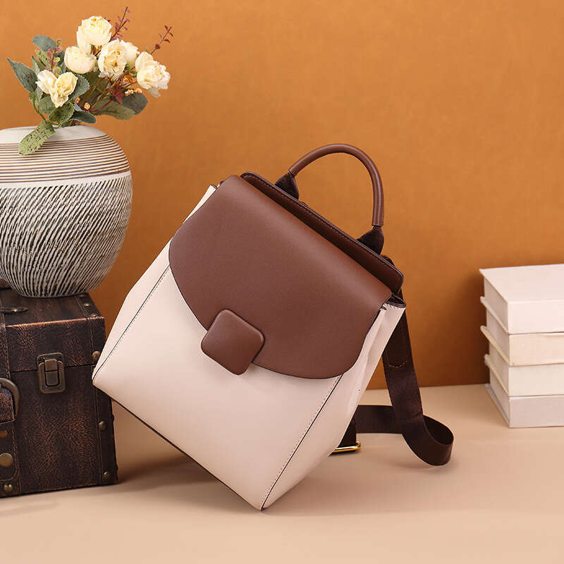 Hong Kong Contrasting Color For Women Commuting New Travel Student Backpack Light Luxury Women S Bag Autumn And Winter
