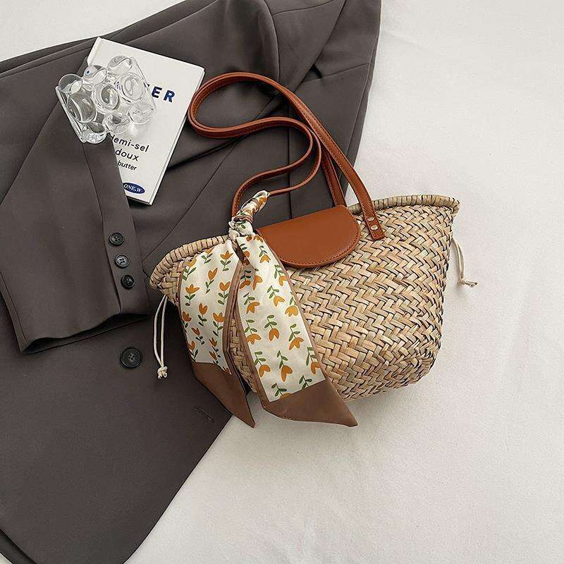 Ins Style Resort Beach Bag Summer Woven Bag Women S Large Capacity New Leisure Vacation Basket Beach Single Shoulder Bucket Bag KQ
