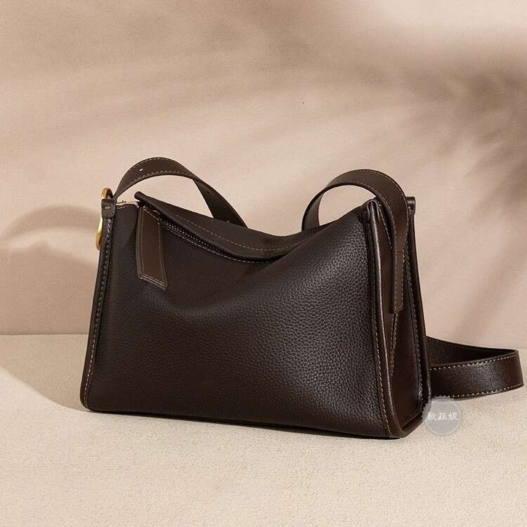 Ge Feni's new 2025 high-end texture top layer cowhide pillow bag, versatile genuine leather shoulder crossbody bag for women