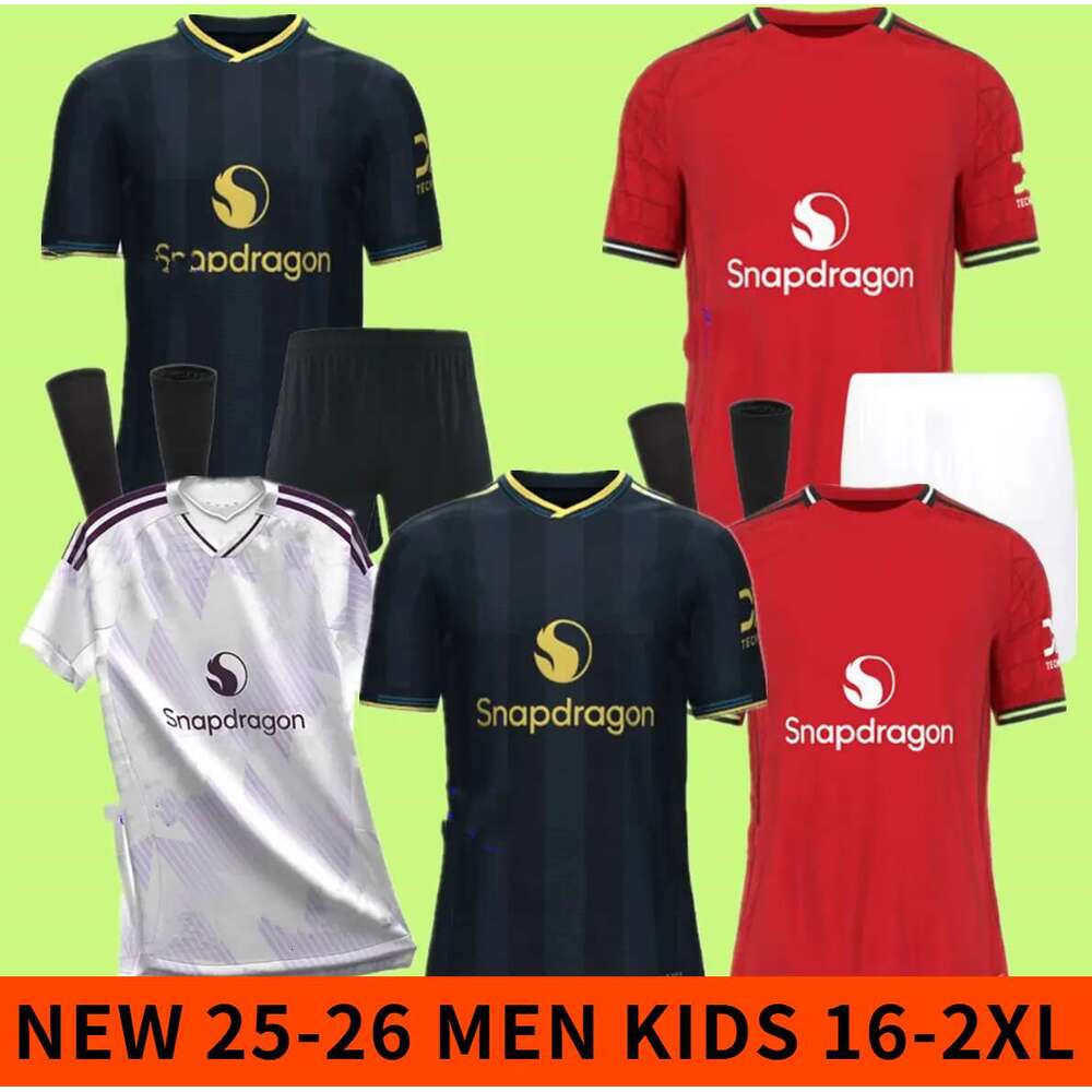 24 25 26 United Soccer Jerseys GARNACHO HOJLUND MARTINEZ CASEMIRO football shirt B. FERNANDES men kids kits MAINOO ZIRKZEE AMAD YORO Onana 16-28 3XL 4XL