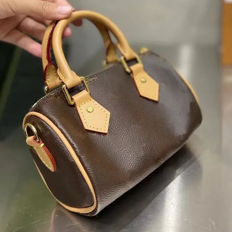 hot Tote High Quality Purses Designer Woman Handbag Women Bags Travel Beach With Dust Bag SAC bags 66