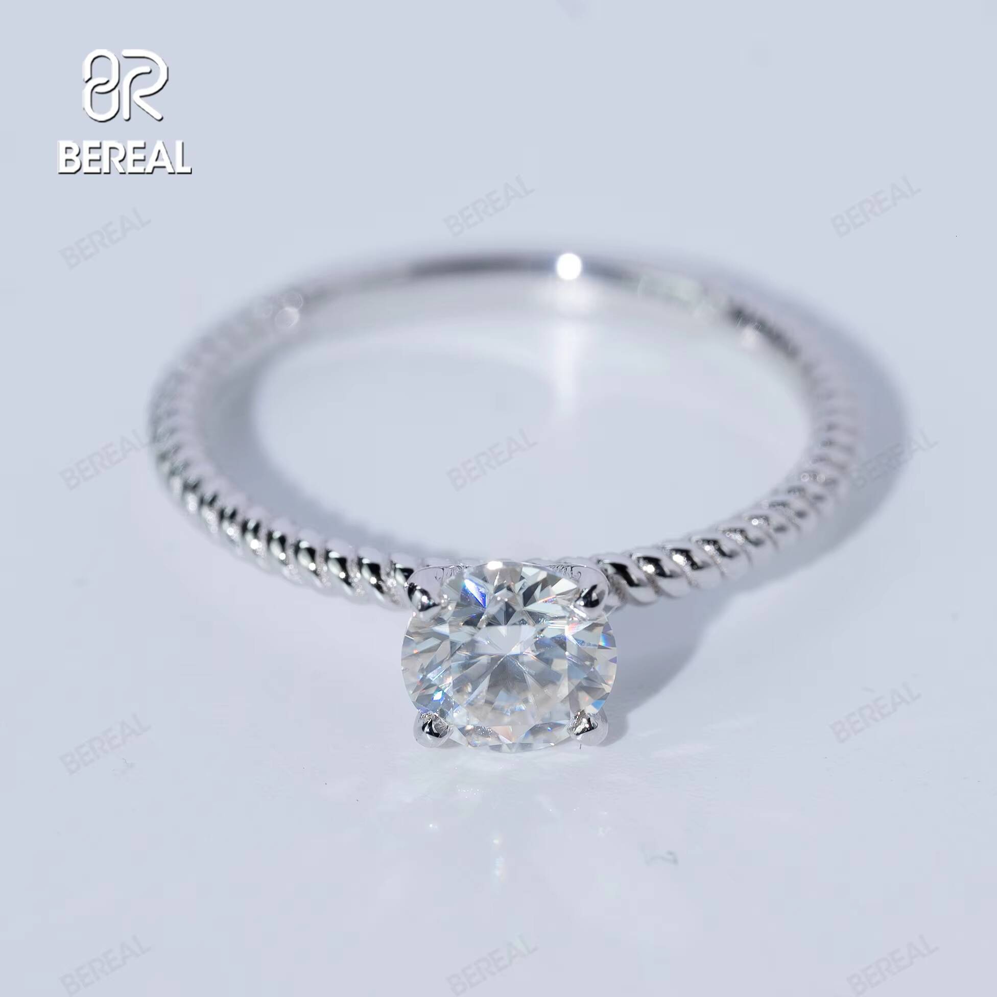 IGI Certified 1CT 925 Sterling Silver Engagement Ring Hot Selling White Gold Lab Grown Diamond Ring Women Jewelry
